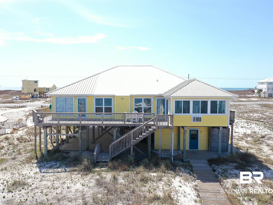 1st image of 2724 W Beach Blvd
