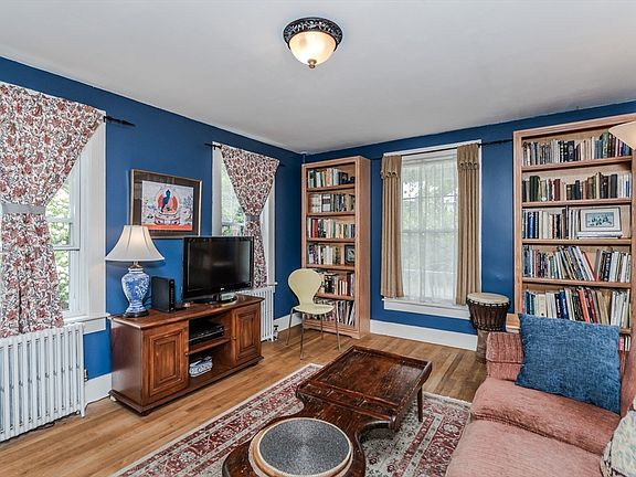 5th image of 24 Union St