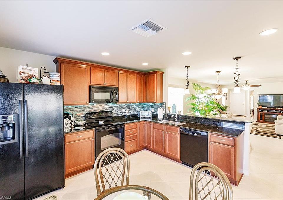 1st image of 28520 Hammerhead Ln