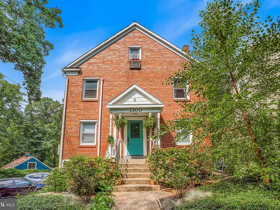 7300 Flower Ave #3