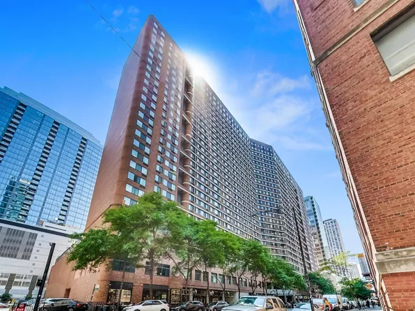 (undisclosed Address), Chicago, IL 60611