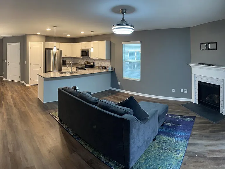 431 Kippen Ln — Photo 7