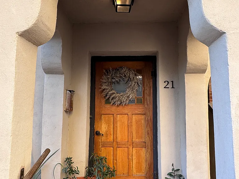 21 E Corral St — Photo 11