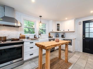 295 Asbury St, South Hamilton, MA 01982