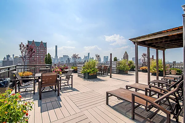 Sold by Compass | media 8