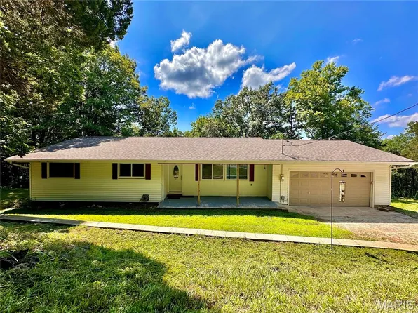 2025 McNamee Rd, Pacific, MO 63069