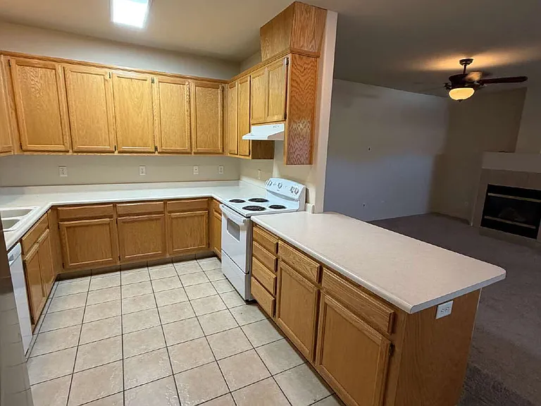 3586 Gateway Pl — Photo 25
