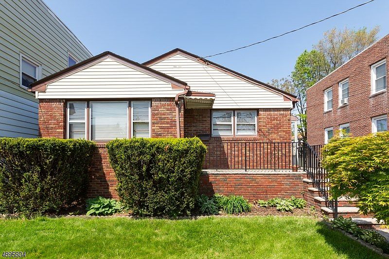 1st image of 31 Cedar Hill Ave