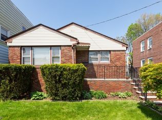 31 Cedar Hill Ave, Belleville, NJ 07109