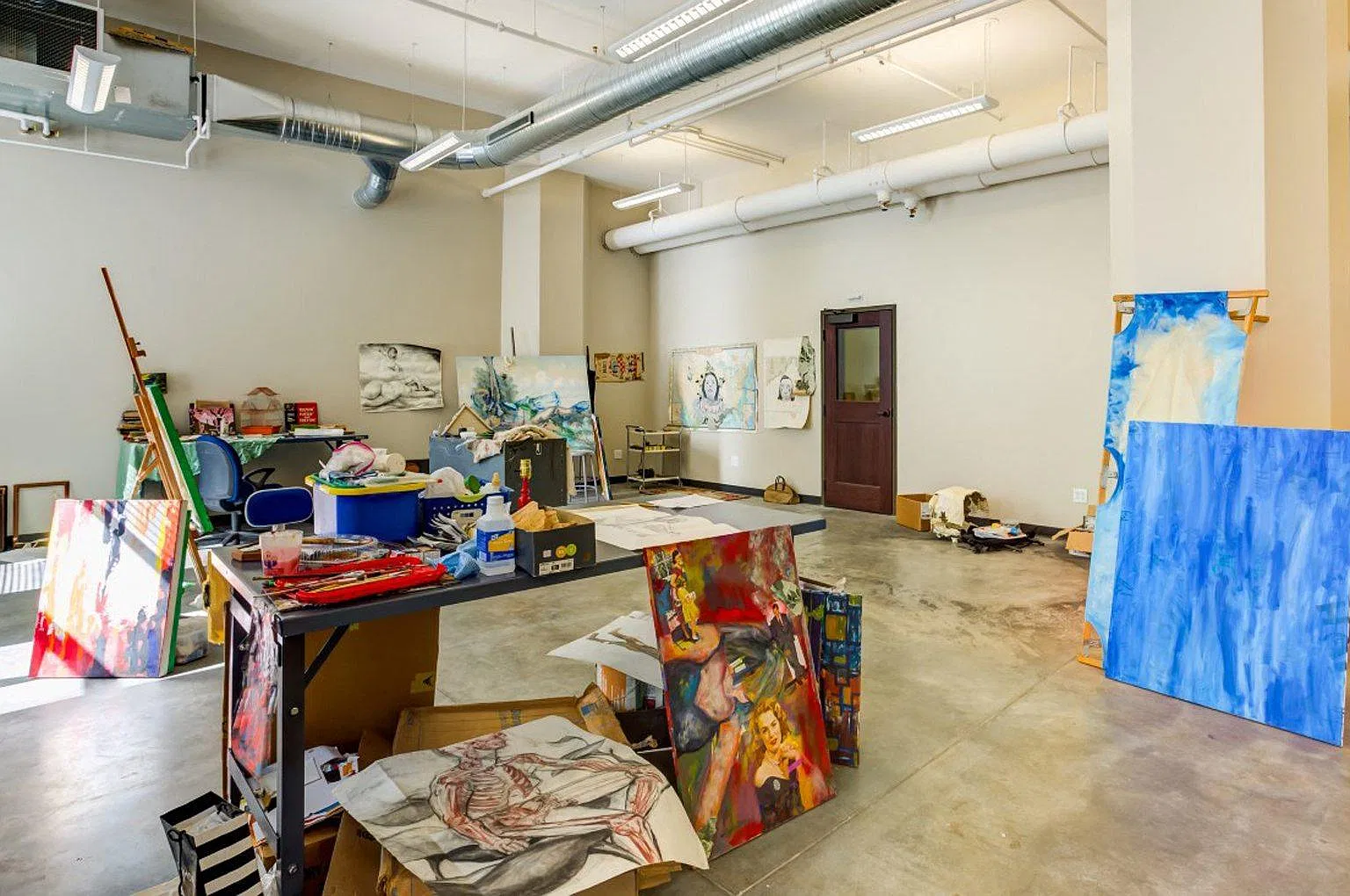 Arcade Apartments — Photo 2