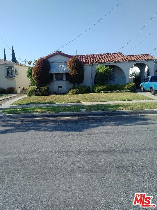 1st image of 1707 W 106th St