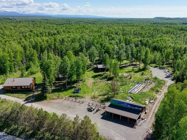 15528 E Birch Creek Blvd, Talkeetna, AK 99676