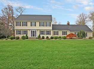 3 Hillcrest Rd, Hillsborough, NJ 08844