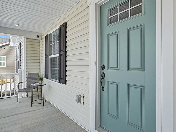 4th image of 413 Oliver Loop