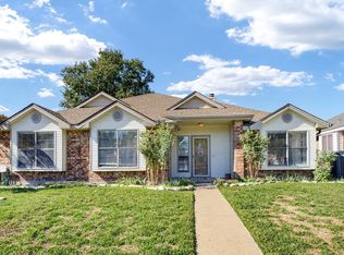 5437 Meadow Vista Ln, Garland, TX