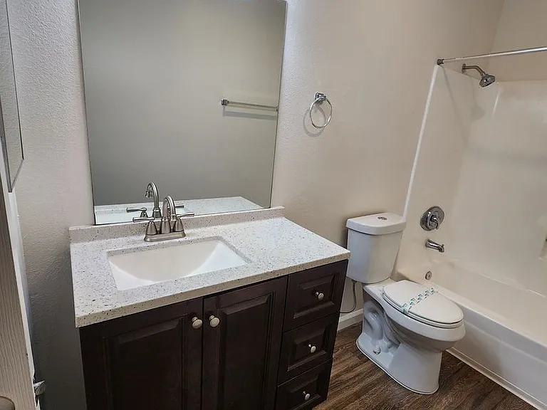 3738 Beyer Blvd #K — Photo 11
