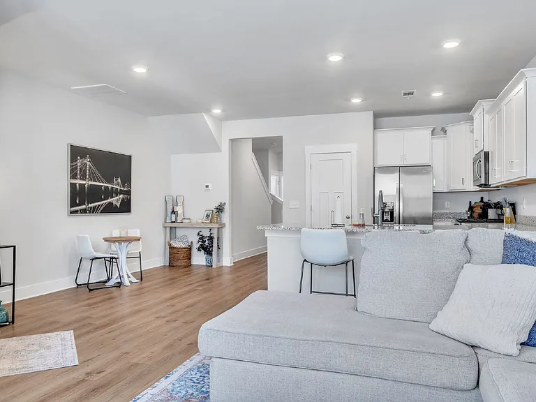 516 Mill Park Way — Photo 6