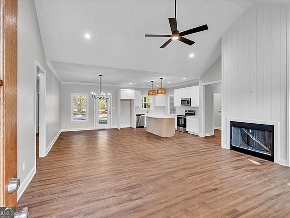4th image of 2767 Claxton Dairy Rd