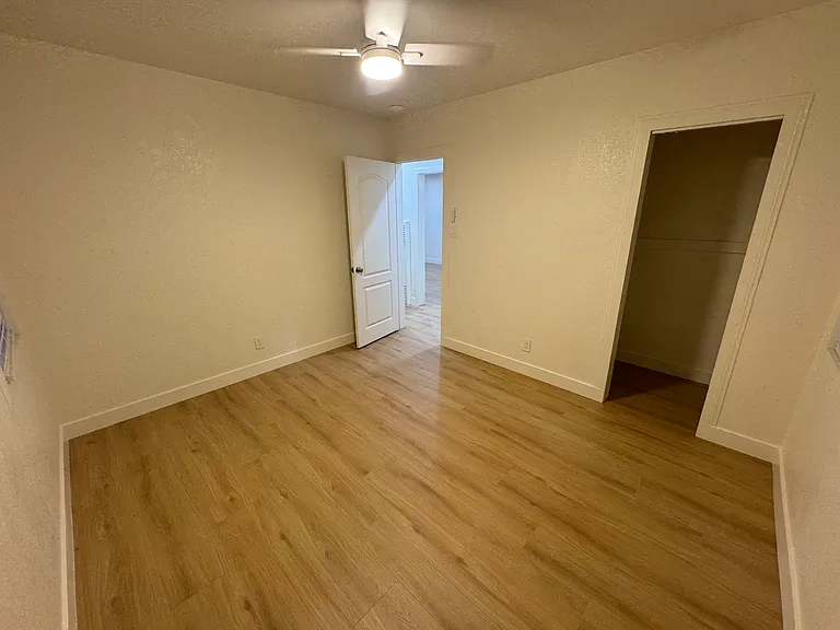 9236 Van Ruiten St — Photo 5