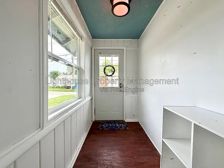 544 Hacker Dr — Photo 6