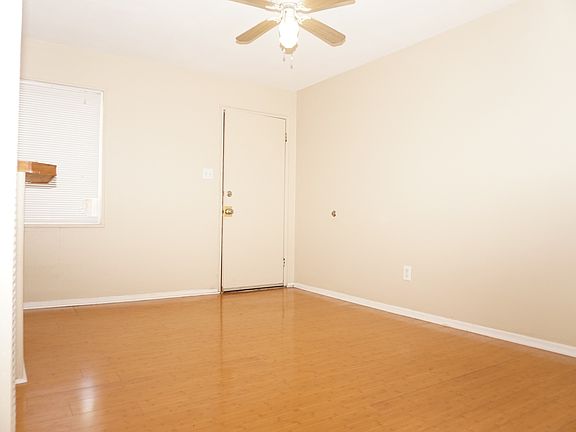 2nd image of 214 S Wahsatch Ave APT 2