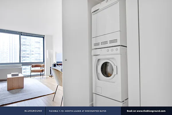 Rented by The Blueground | media 15