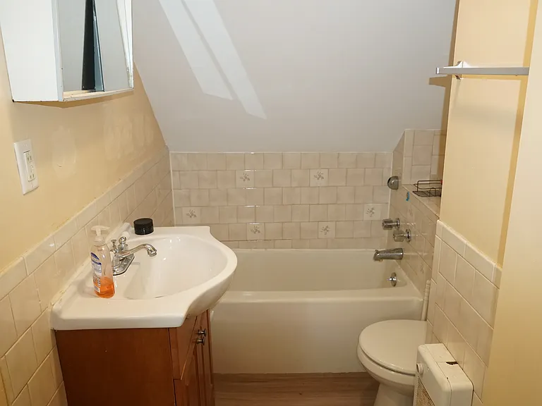 170 Middleboro Ave #3 — Photo 13