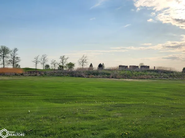 419 Brickyard Rd, Sheffield, IA 50475