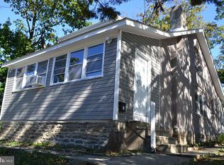 6223 N 10th St, Philadelphia, PA 19141