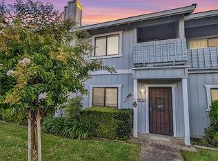 747 Saint Andrews Pl #2B, Valley Springs, CA 95252