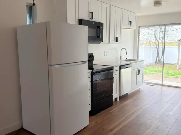 7375 S Highland Dr, Salt Lake City, UT 84121