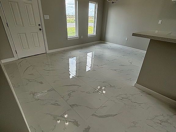 3rd image of 1369 Daytona Beach Ct