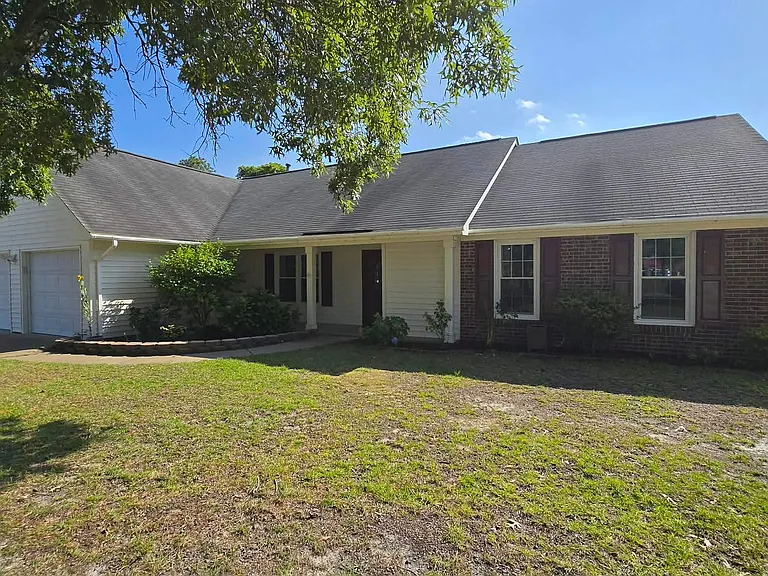 700 Rim Rd — Photo 3