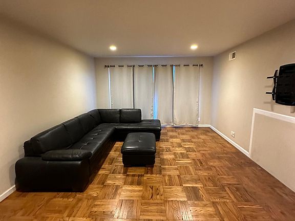 2nd image of 31 Mayfield Ave