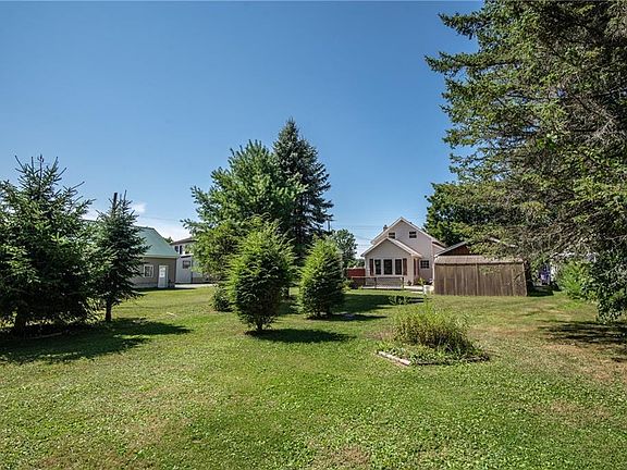 3rd image of 220 Academy St