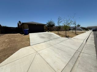 1037 Honeybell Ct, Bakersfield, CA 93306