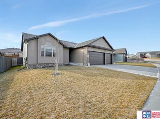 4231 W Hub Hall Dr, Lincoln, NE 68528