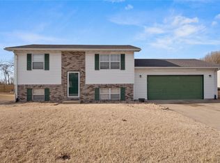 2313 Katie Lynn Dr, Granite City, IL 62040