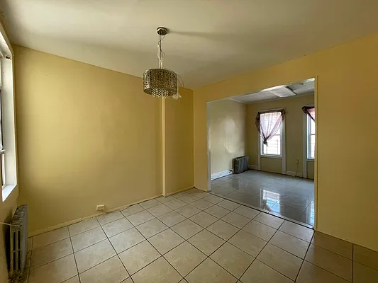 Rented by EXR | media 2