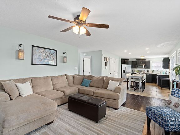 2nd image of 1509 Bonnie Blue Ave