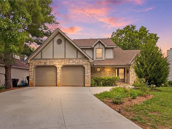 2nd image of 1308 Stone Meadows Dr