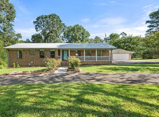 136 Sand Mountain Dr, Rainsville, AL 35986