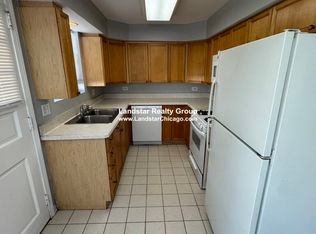 2944 Harlem Ave APT 1, North Riverside, IL 60546