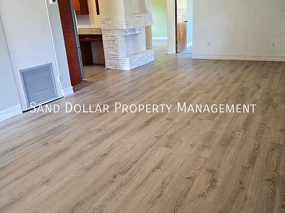 4th image of 550 Forest Lake Dr