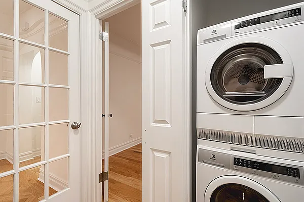 Rented by Rita S Citrin, LREB | media 18