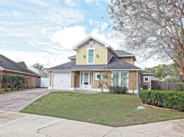 6092 Madison Dr, Gulf Shores, AL 36542