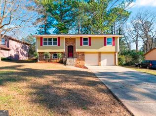 116 Peartree Ln, Riverdale, GA 30274