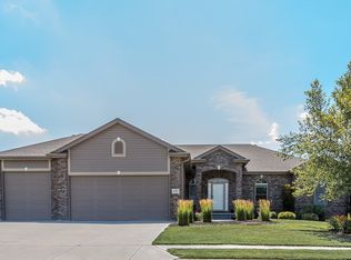 6914 S 198th St, Gretna, NE 68028