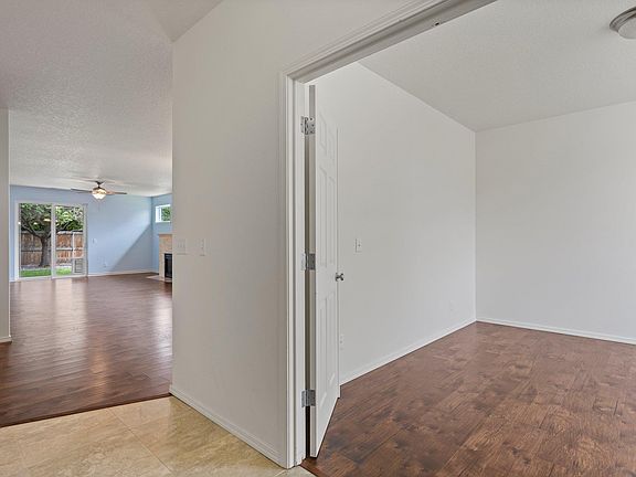3rd image of 9015 Wellington Dr