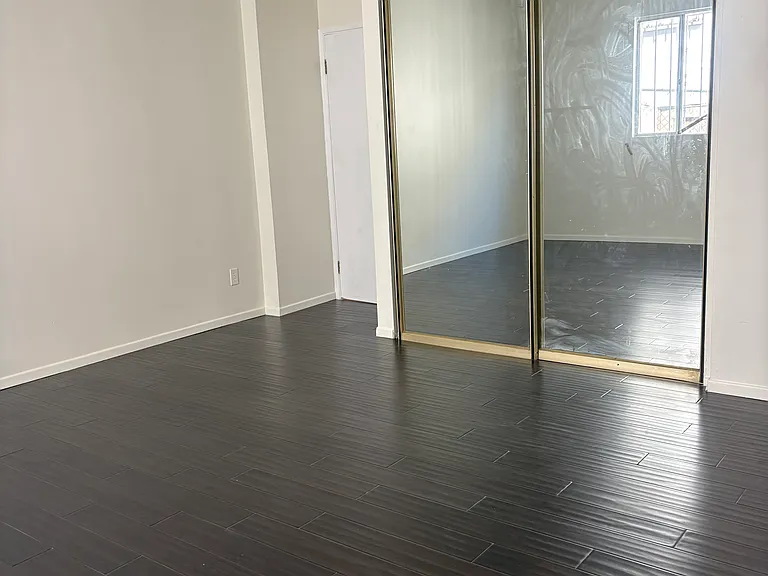 434 N Lake St #2 — Photo 4